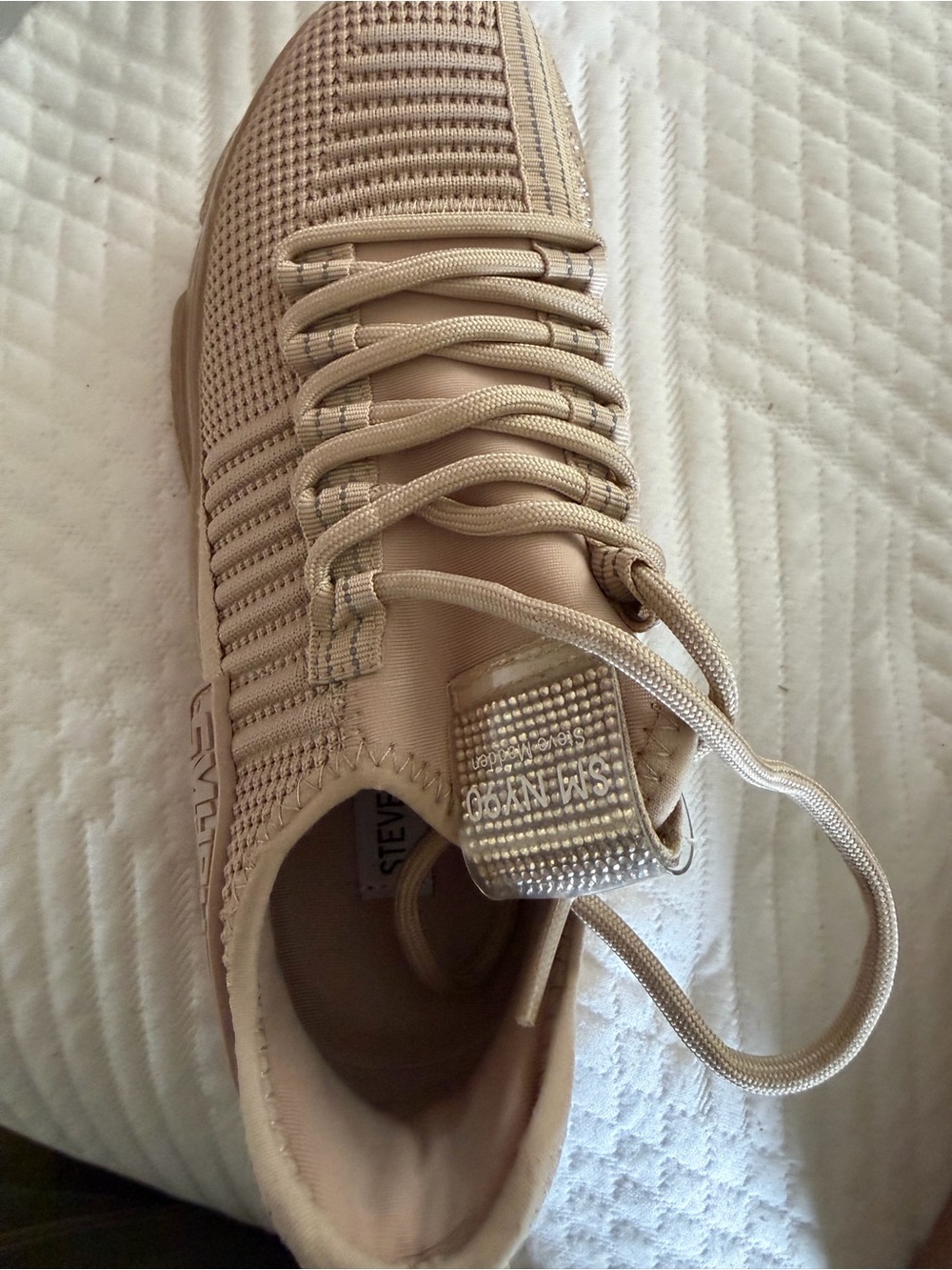 Steve Madden Beige Knit Lace-Up Sneaker
